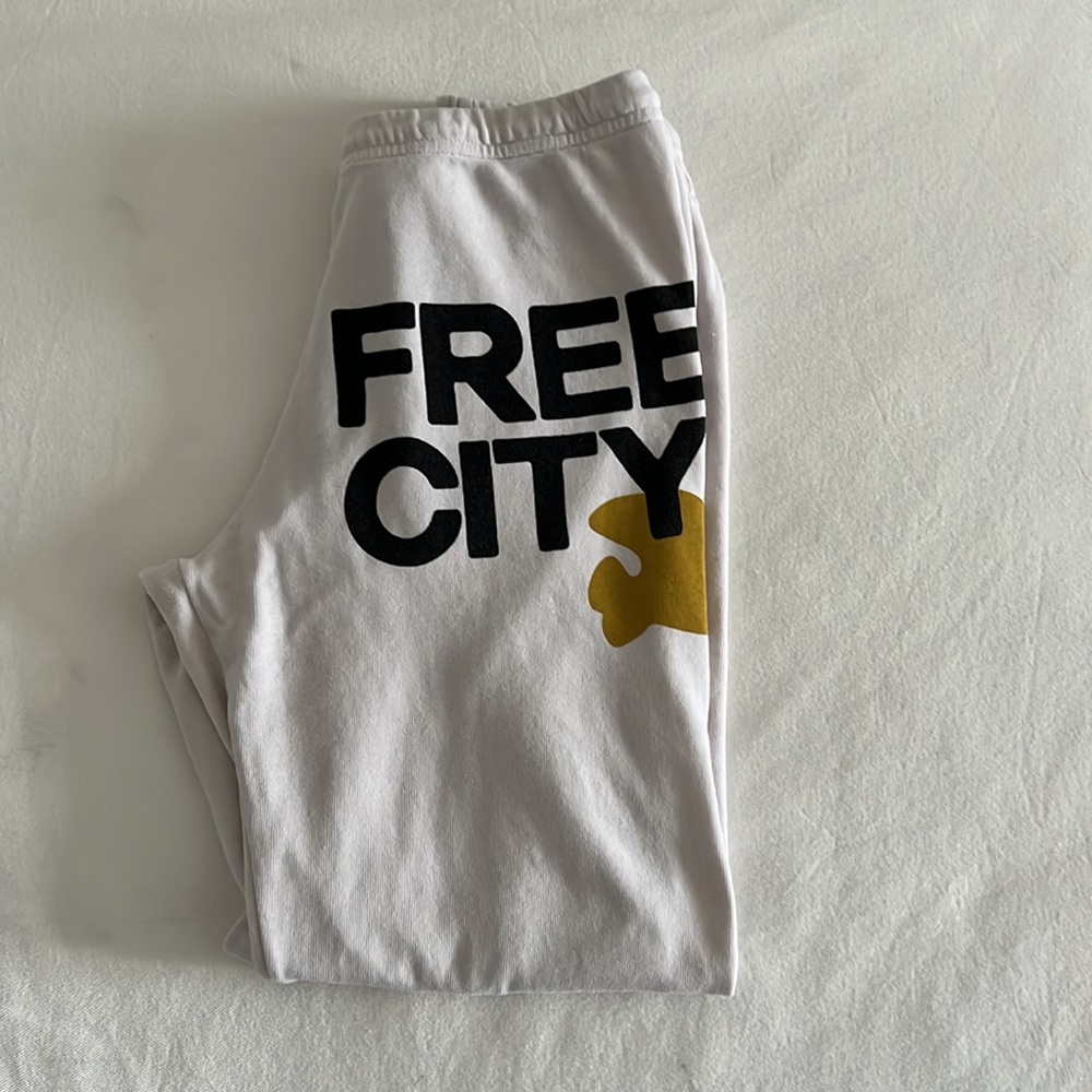 Freecity Sweatpants